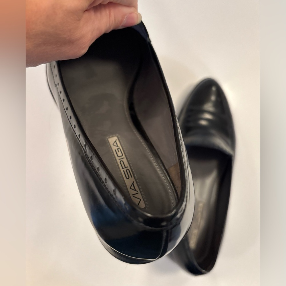 Via Spiga Black Patent Leather Pointed Loafers - Picture 8 of 15